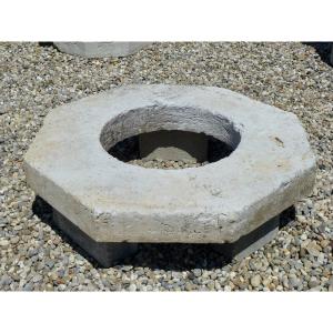 Small Octagonal Well Curb