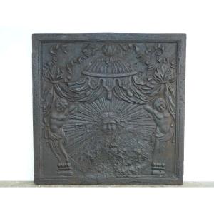 Chimney Plate With Radiant Sun King (99x98 Cm)