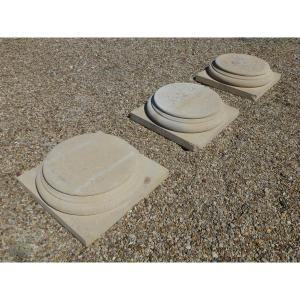 Suite Of Three Hard Stone Plinths From Saint Martin Belle Roche