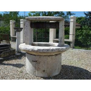 17th Century Burgundy Stone Well.
