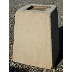 Burgundy Stone Base (transport Included)