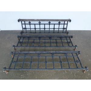 Series Of 12 Cast Iron Railings