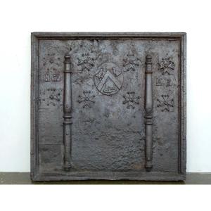 Fireplace Plate With The Arms Of The Milleton Family (104x 98 Cm)