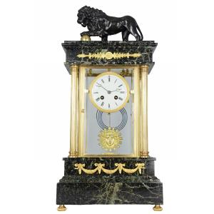 Clock "a Powerful Lion" Empire Style XIXème