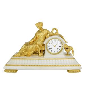 Clock "young Woman In The Mirror" Farret