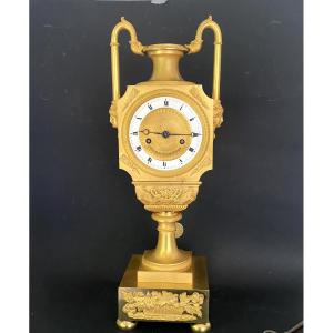 Early 19th Century Chiseled And Gilt Bronze Vase Clock Signed Chevillad Rosier In Paris