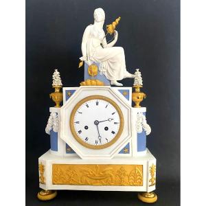 "the Spinner" Clock In " Biscuit De Porcelaine" And Gilt Bronze, Circa 1810