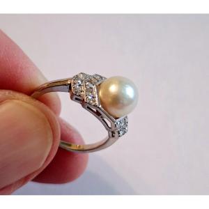 Art Deco Ring In Platinum, Pearl And Diamonds