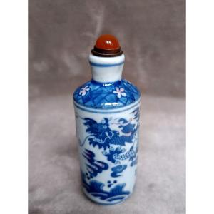 China - Porcelain Snuffbox