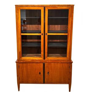 Biedermeier Showcase Or Vitrine, Cherry Veneer, Glass, South Germany Circa 1830