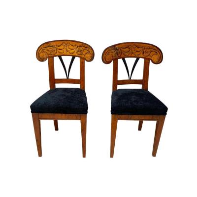 Exceptional Pair Of Biedermeier Shovel Chairs, Walnut, Maple With Ink, South Germany Circa 1830