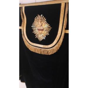 Old Priestly Pluvial And Sacred Heart In Gold Thread