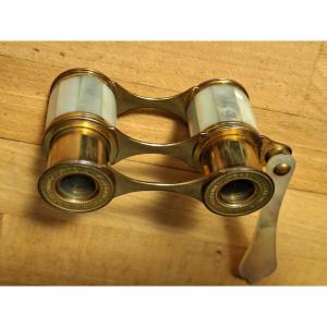 Very Feminine Theater Glasses