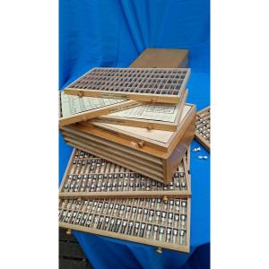 Vials And Racks For Watchmakers And Jewellers