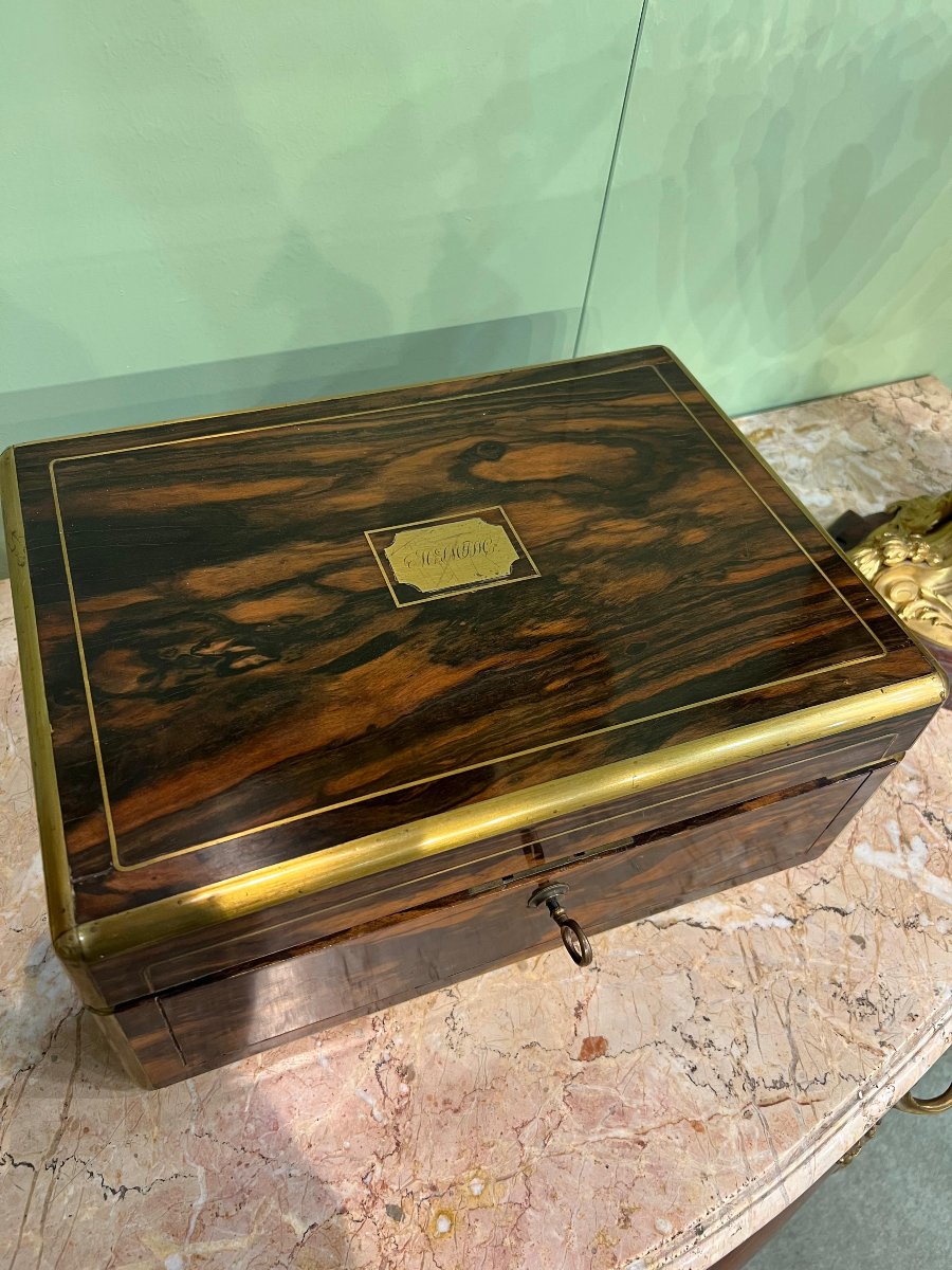 Necessaire in legno, argento sterling e cristallo. Londra, Giorgio IV 1829-photo-3