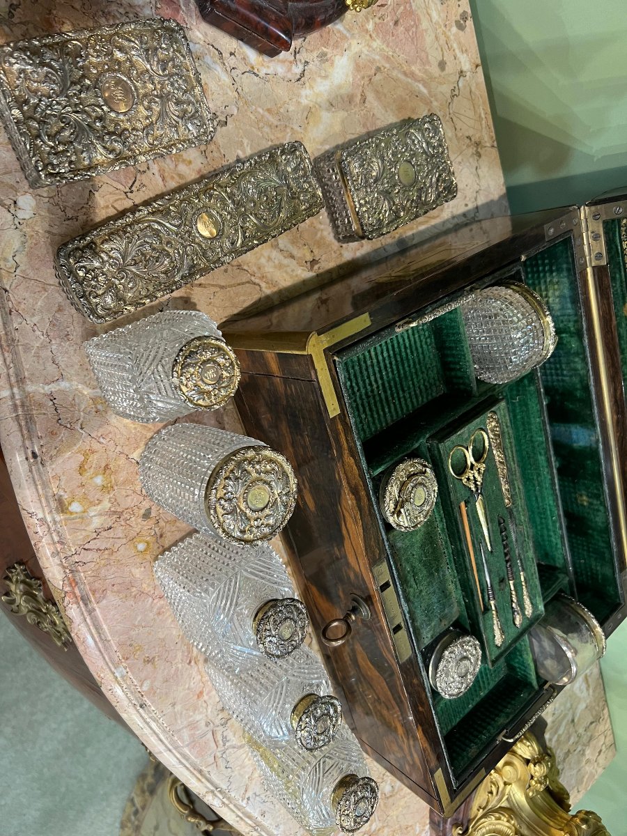 Necessaire in legno, argento sterling e cristallo. Londra, Giorgio IV 1829-photo-5
