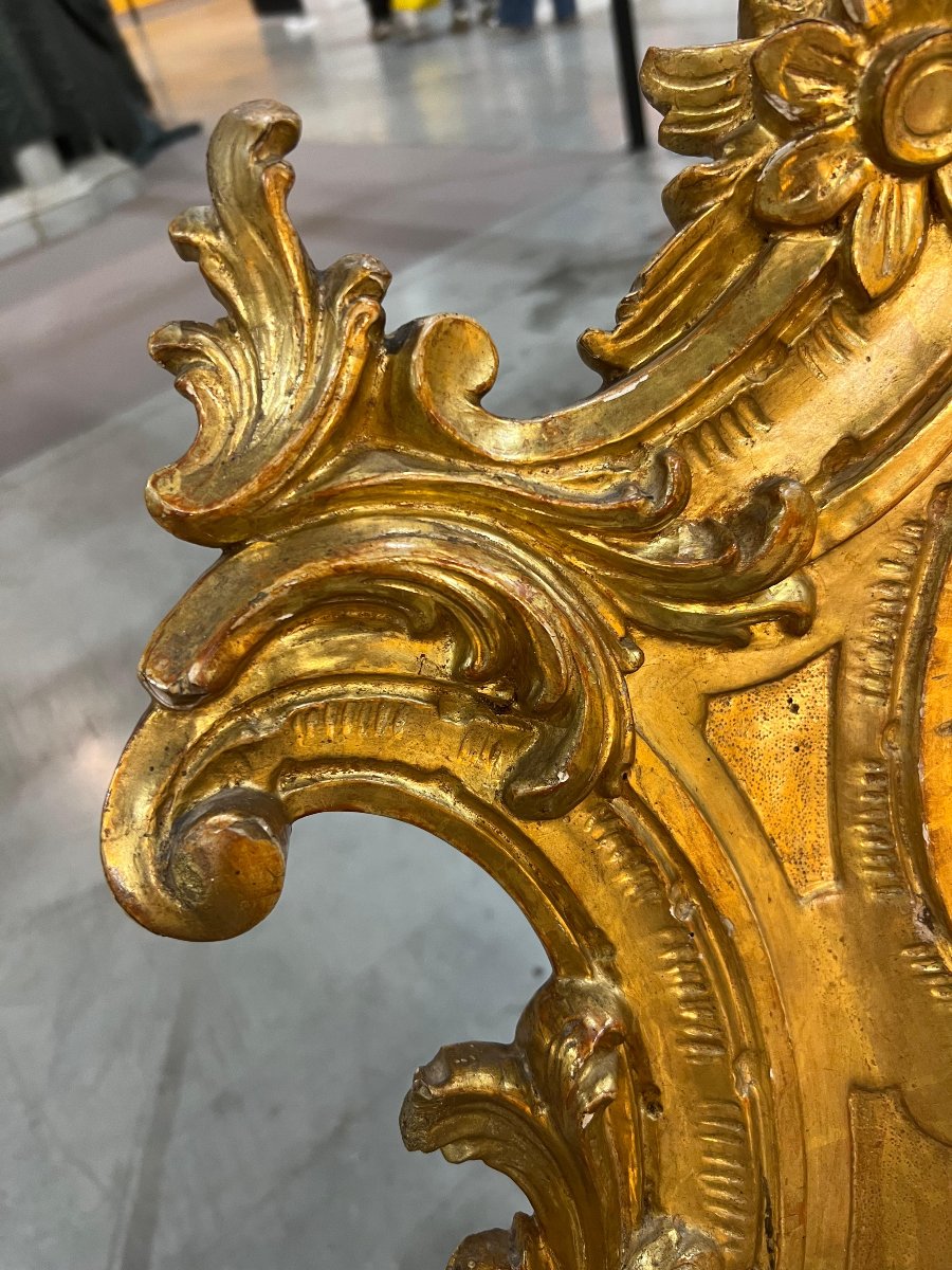 Specchiera concava in legno dorato di gusto barocco. Venezia, XVIII secolo-photo-3