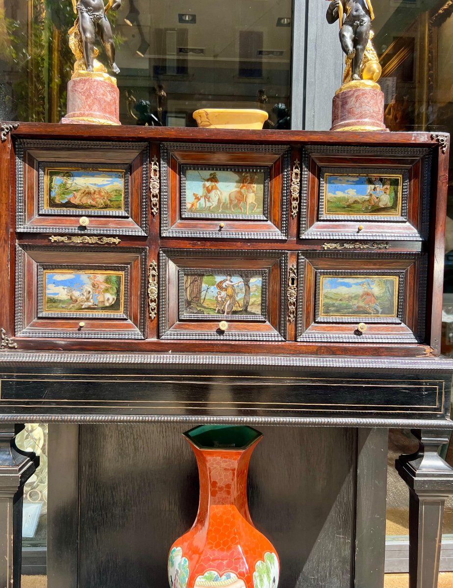 Monetiere con dipinti sottovetro. Italia, metà XVIII secolo-photo-3