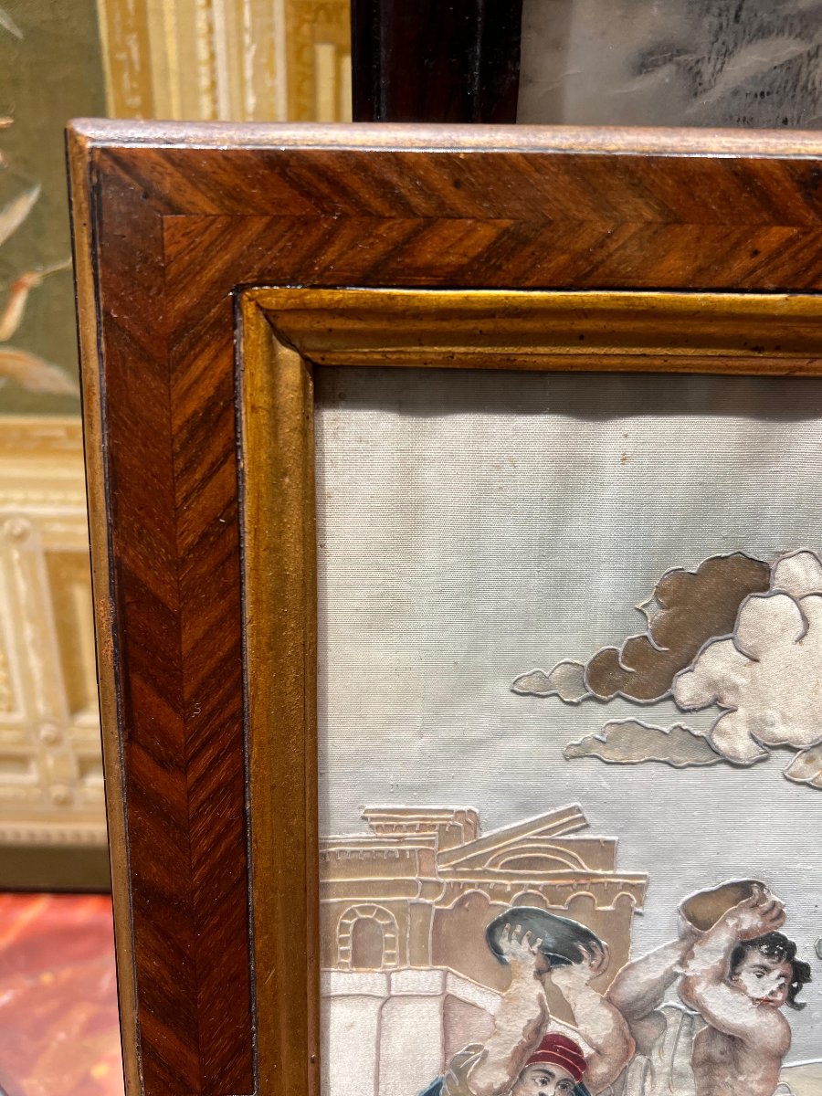 Ricamo sacro su seta con cornice coeva. Italia, XVIII secolo.-photo-1