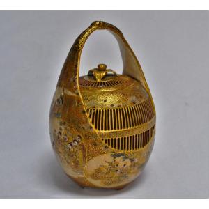 Cricket Satsuma Cage Incense Burner. Meiji Japan.