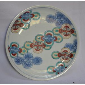 Nabeshima Porcelain Dish. Decor Of Stylized Flowers.