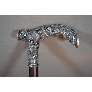 Cane In Cast Silver, Chiseled With Dragons And Bats. China Or Vietnam Late 19th Century.