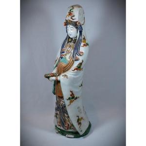 Kutani Porcelain Guanyin. Japan, Meiji Era, Late 19th Century.