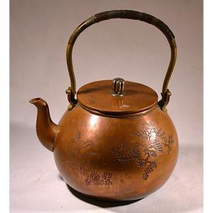 Repoussé Copper Teapot. Japan Or China, 19th Century. 