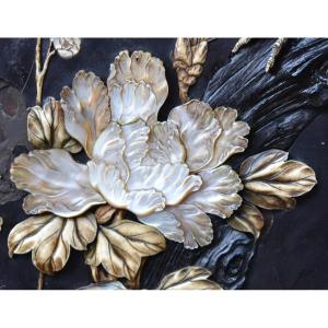 Triptych In Lacquered Wood Inlaid With Mother-of-pearl. Japan, Late 19th Century. 