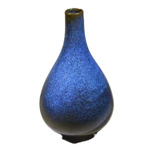 Stoneware Vase From Guangdong. China, Qing Dynasty.  