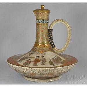Fine Satsuma Earthenware Ewer. Japan, Meiji Period, Late 19th Century.