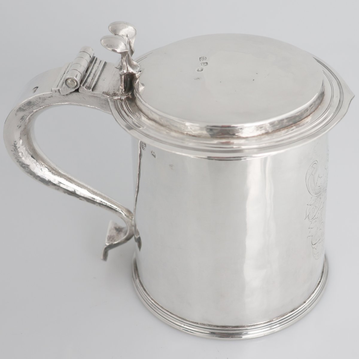 Tankard in argento sterling Carlo II, argentiere TL, Londra, 1674-photo-3