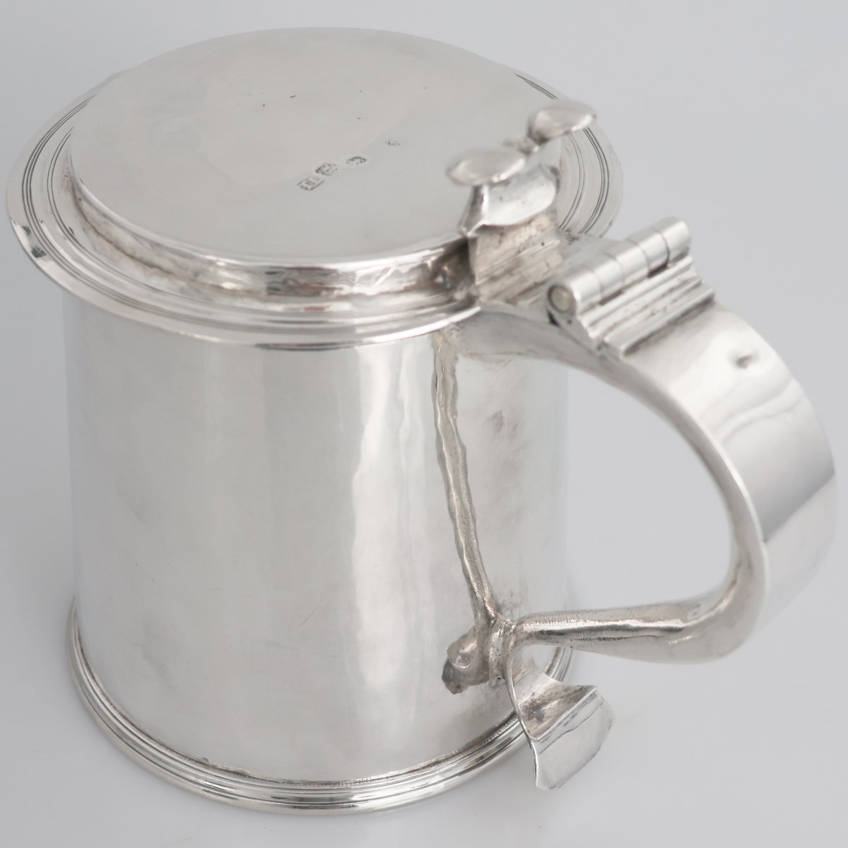 Tankard in argento sterling Carlo II, argentiere TL, Londra, 1674-photo-4