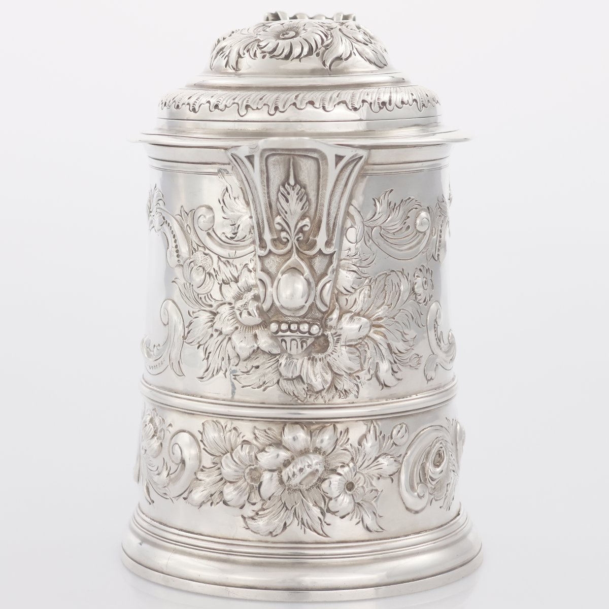 Versatoio con coperchio in argento sterling Giorgio II, Londra, 1734-photo-4