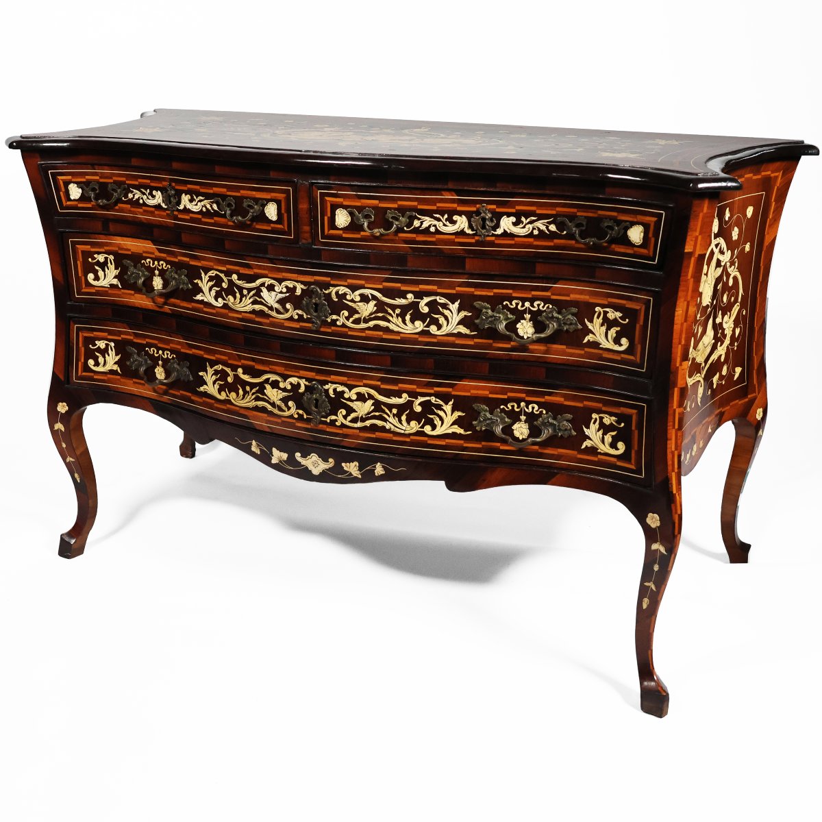 Cassettone in legno di noce intarsiato in varie essenze; Italia centrale, metà XVIII secolo-photo-2