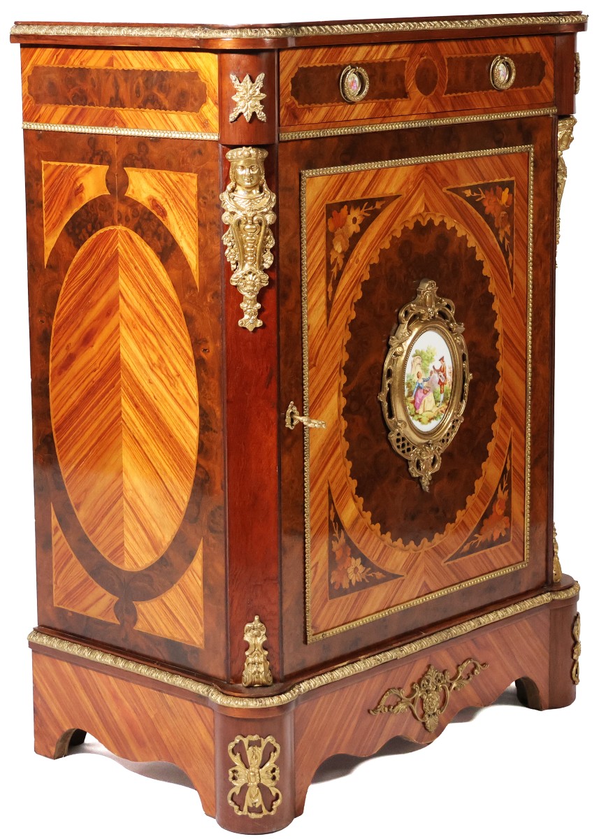 Credenza in legno, intarsi in varie essenze, placche in porcellana, Francia, fine XIX secolo