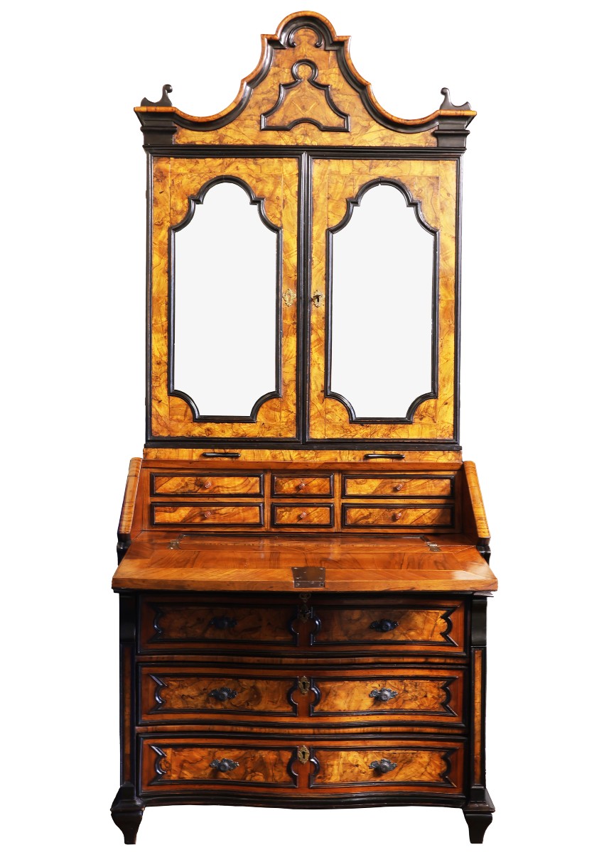 Trumeau lastronato in legno e radica di noce con cornici ebanizzate. Lombardia, XVIII secolo-photo-2