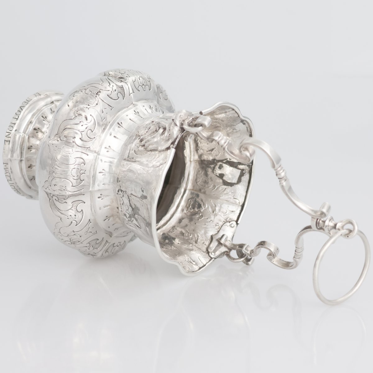 Secchiello in argento fuso, sbalzato e cesellato. Ex Devotione Mazziotti. Napoli, 1765-photo-4