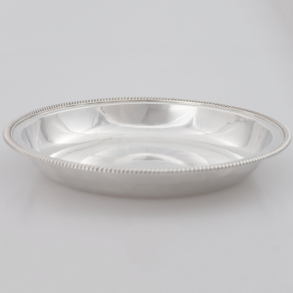 Legumiera in argento sterling Giorgio III, coperchio e manico, Paul Storr, Londra, 1799-photo-2