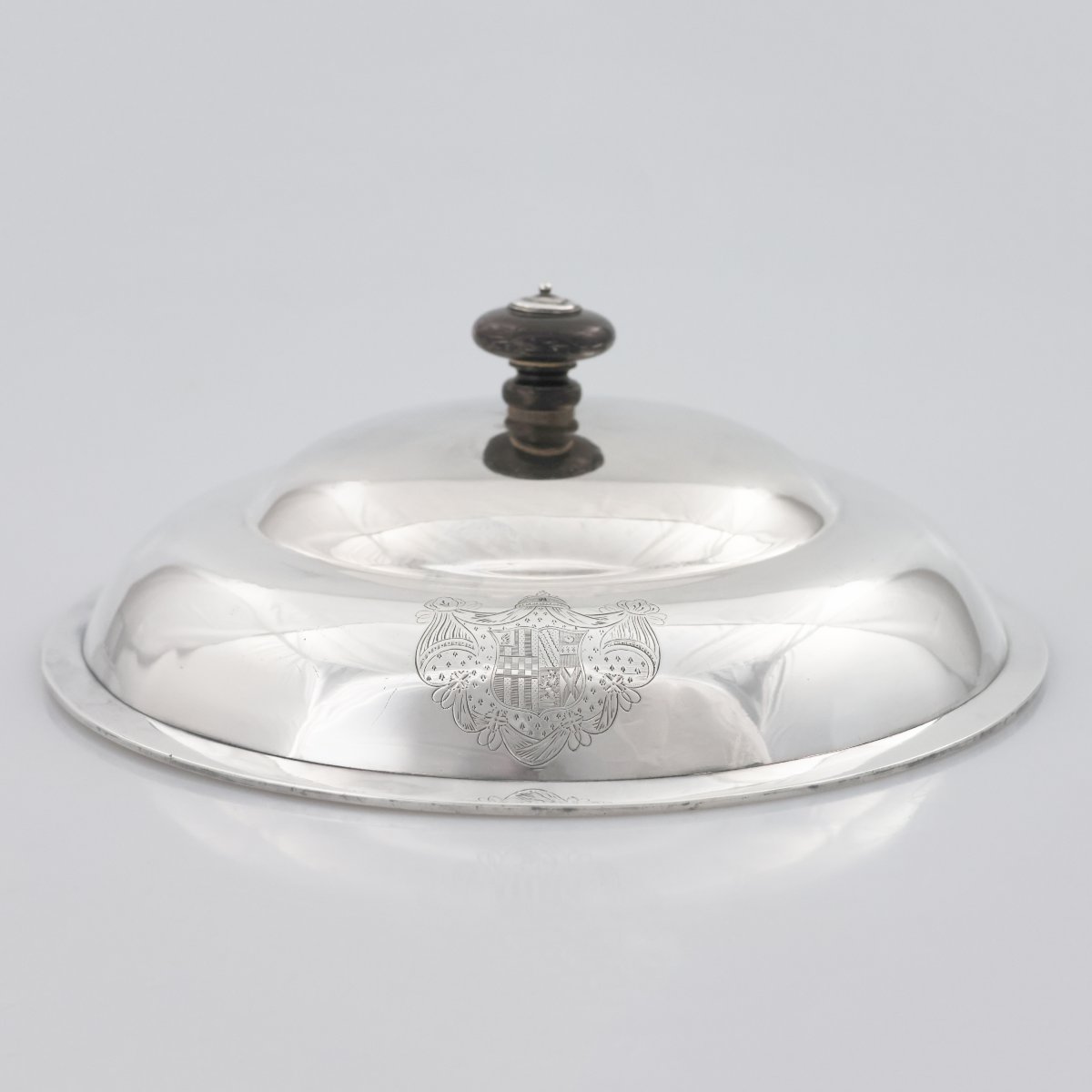 Legumiera in argento sterling Giorgio III, coperchio e manico, Paul Storr, Londra, 1799-photo-3