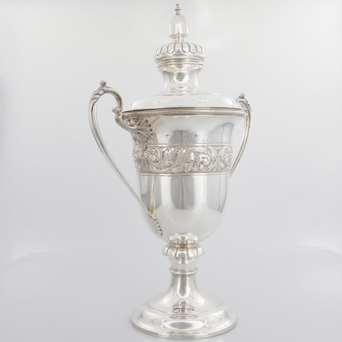 Coppa trofeo in argento sterling Giorgio V, David & Maurice Davis, Birmingham, 1911-photo-2