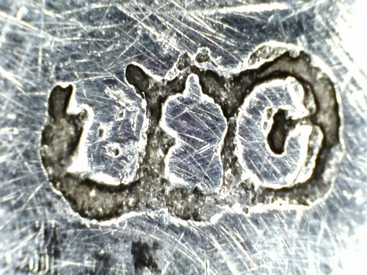 Vassoio biansato in argento fuso e sbalzato, Zuan Piero Grappiglia, Venezia, XVIII secolo-photo-3