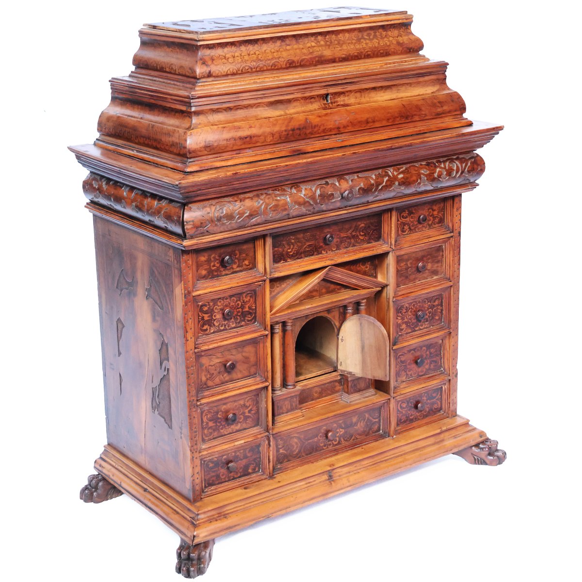 Monetiere in legno di noce e di cedro, Nord Italia, fine XVIII secolo inizi XIX secolo-photo-1