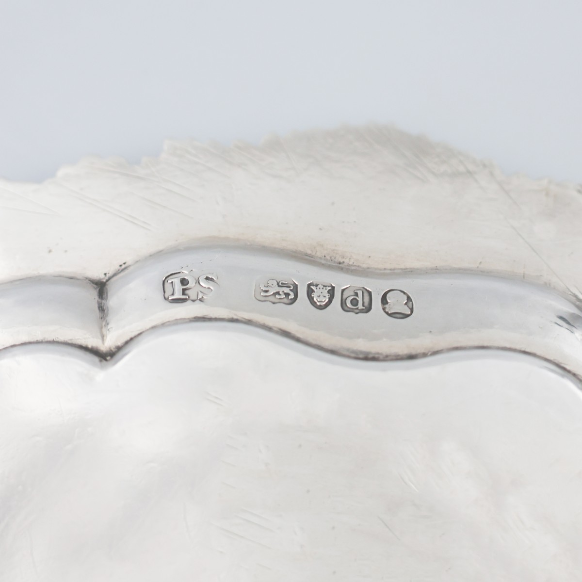 Coppia di salver in argento sterling Giorgio III, Paul Storr, Londra, 1819-photo-1