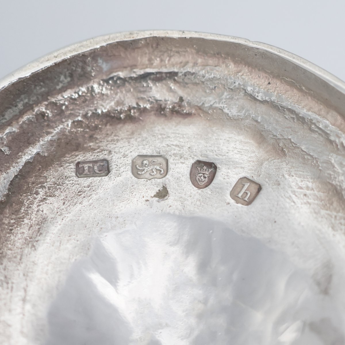 Coppia di zuccheriere con coperchi in argento sterling Giorgio III, Thomas Chawner, Londra 1783-photo-3