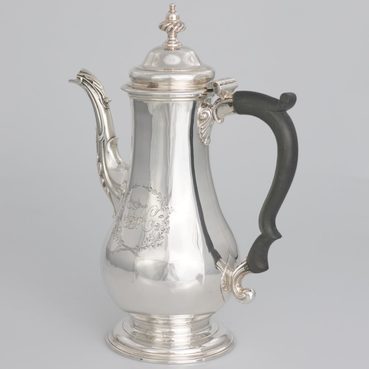 Caffettiera in argento sterling Giorgio III, Londra, 1765?-photo-2