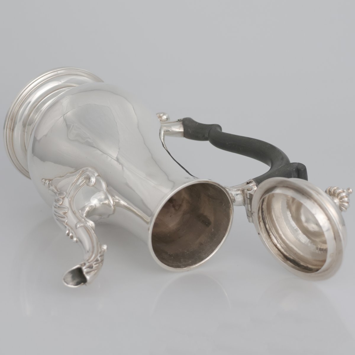 Caffettiera in argento sterling Giorgio III, Londra, 1765?-photo-4