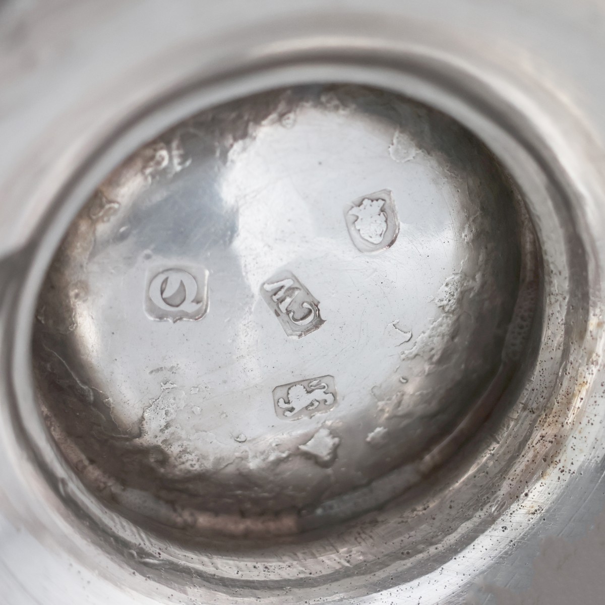 Caffettiera in argento con manico in legno Giorgio III, Charles Wright, Londra, 1771-photo-1