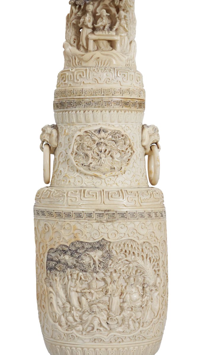 Coppia di vasi in avorio intagliato e scolpito, Cina, Dinastia Qing, 1644-1911, inizi XX secolo-photo-4