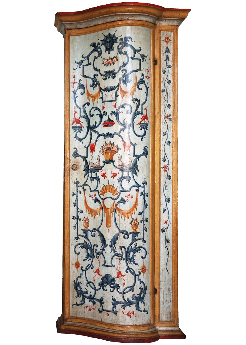 Coppia di armadi in legno intagliato e laccato, Venezia, metà XVIII secolo-photo-2
